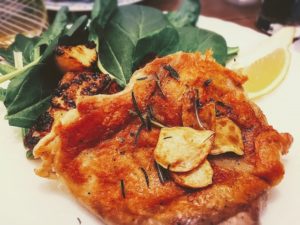 失敗しない鶏もも肉の焼き方:皮と身どちらも美味しく【初心者向け】