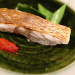 魚の皮をパリッと仕上げる|フライパンを使った魚の焼き方の基本技術